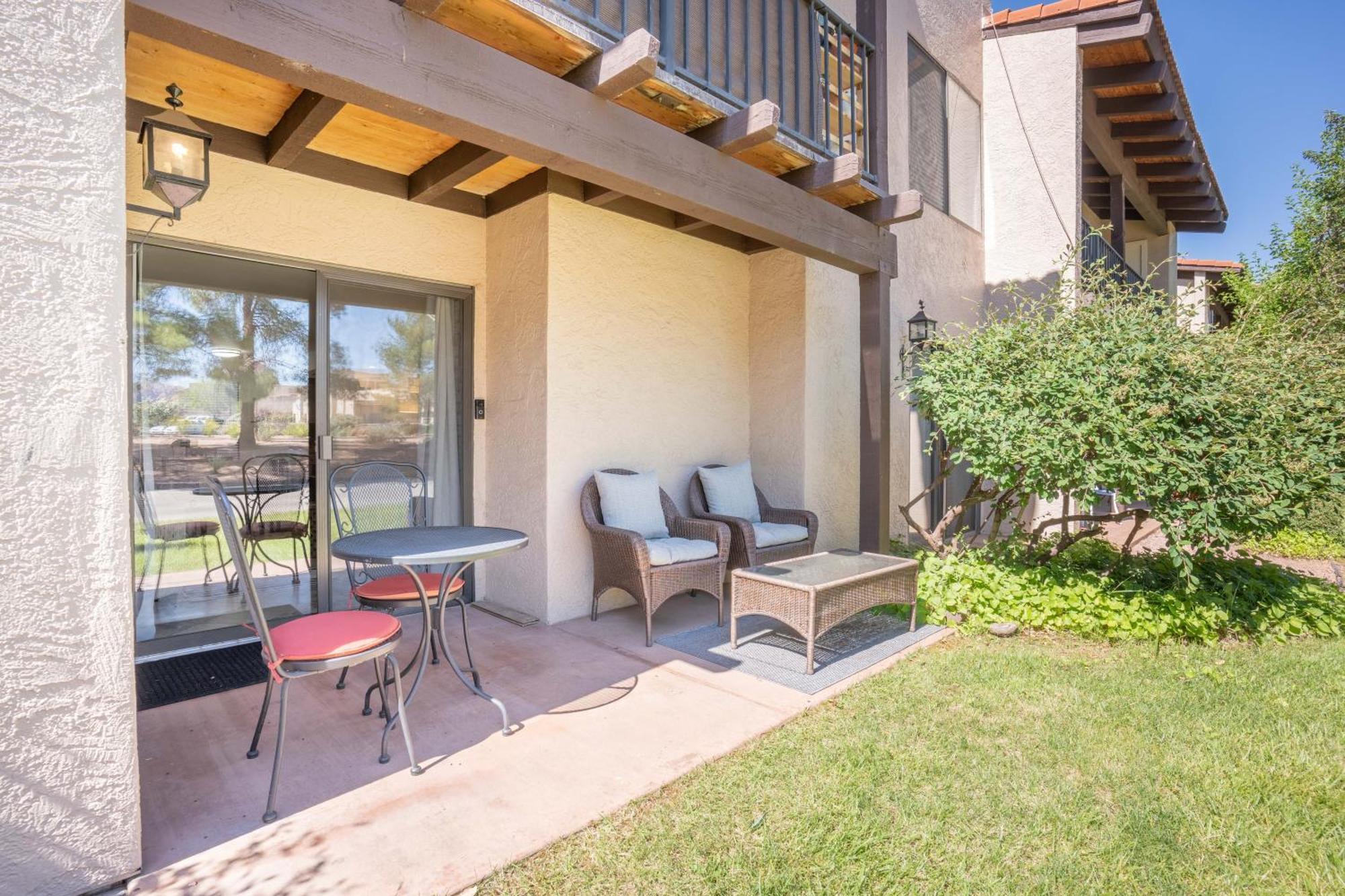 Apartamento Cozy Retreat - Pool, Spa, Pickleball